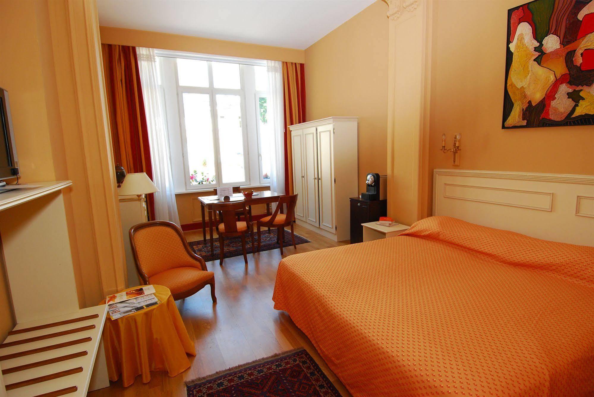 Ermitage Bouquet Hotel Rouen Kültér fotó