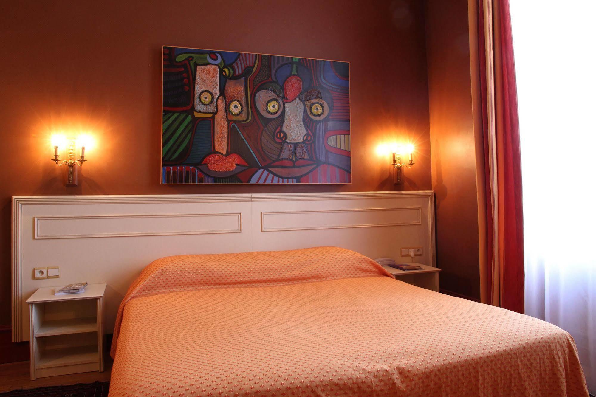 Ermitage Bouquet Hotel Rouen Kültér fotó