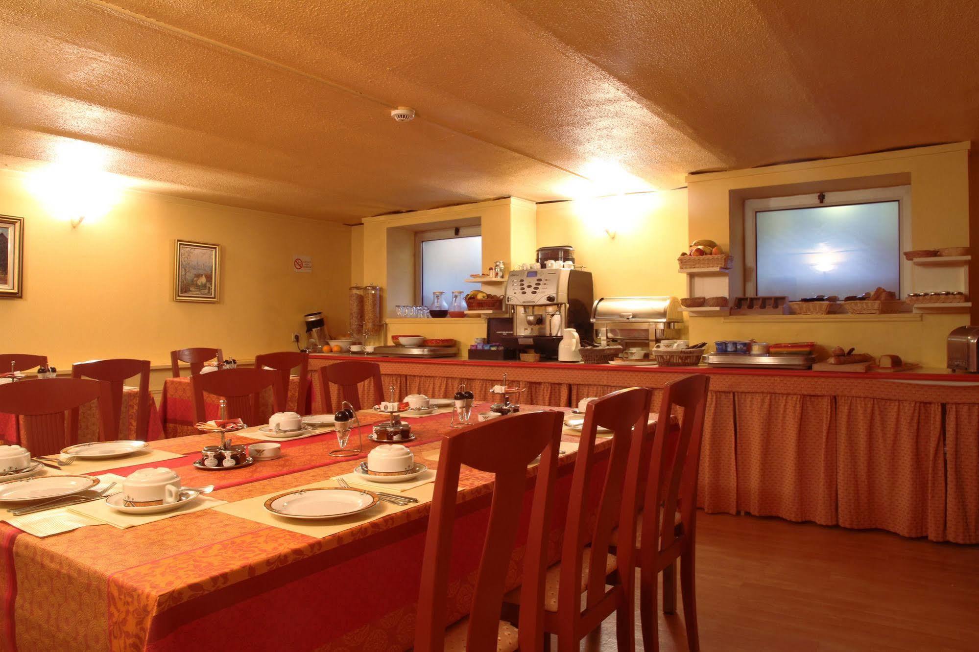 Ermitage Bouquet Hotel Rouen Kültér fotó